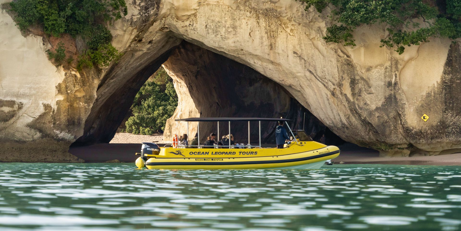 Ocean Leopard Tours Cathedral Cove Scenic Cruises